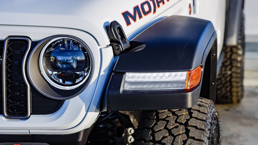 New 2026 Jeep Gladiator Mojave image 5