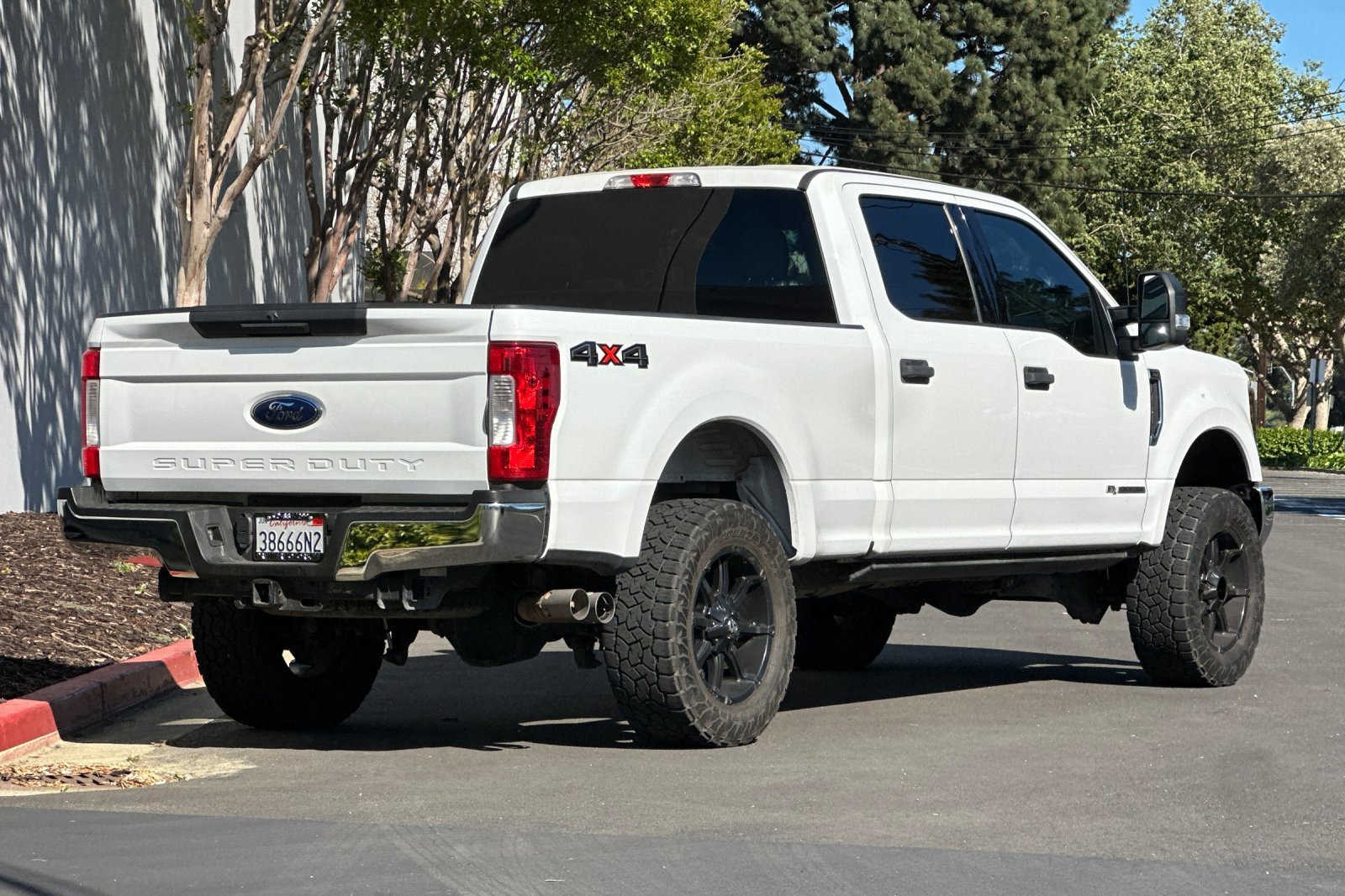 Used 2018 Ford F250 XLT image 4