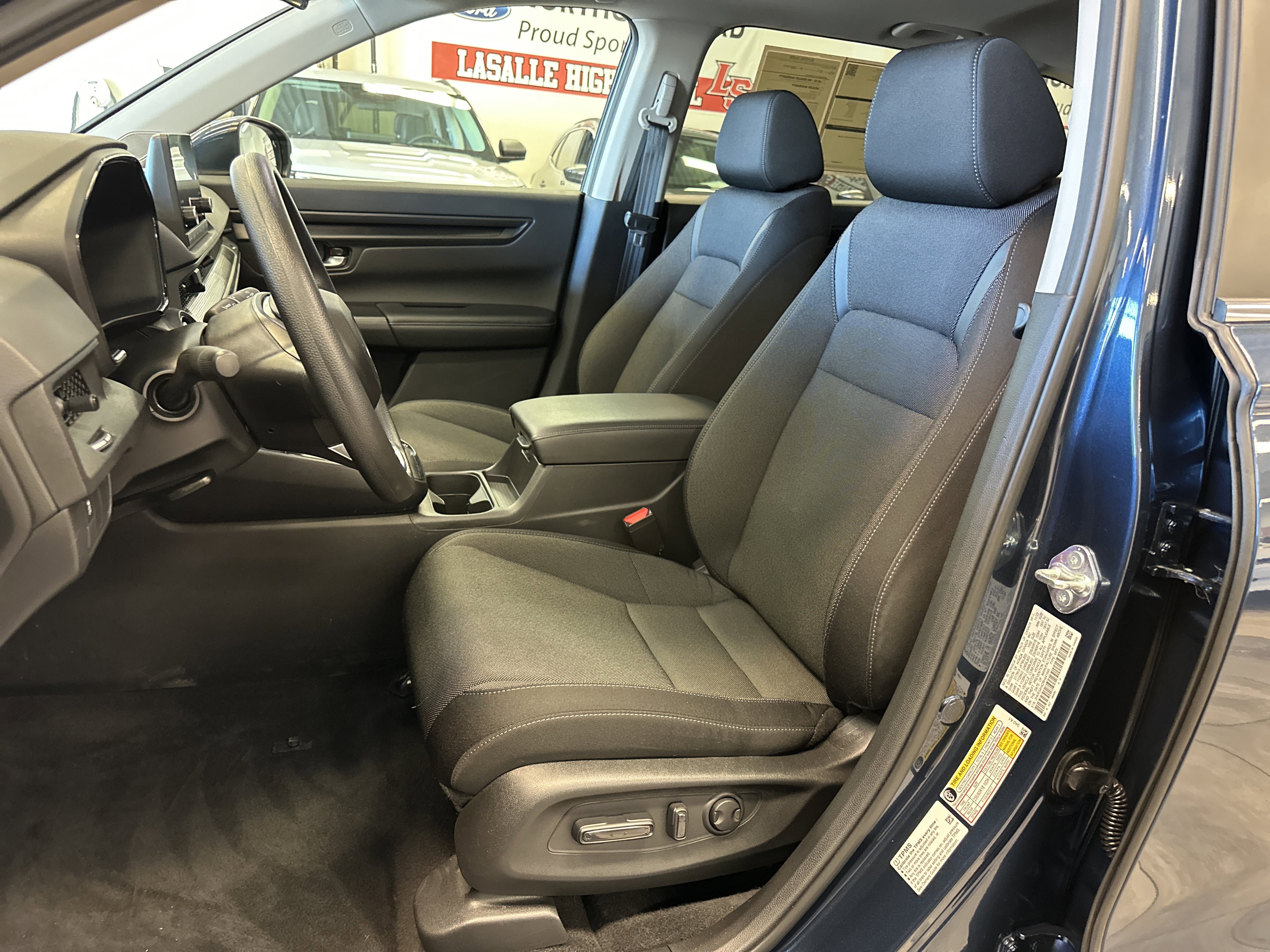 Used 2024 Honda CR-V EX image 5