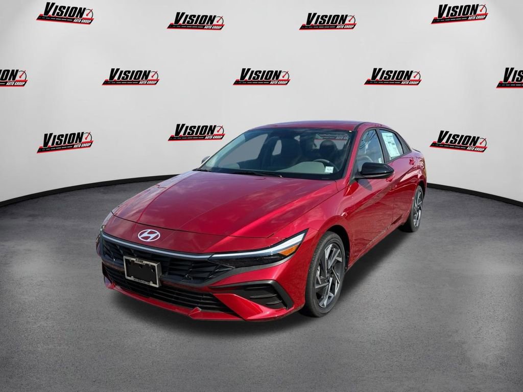 Certified 2025 Hyundai Elantra SEL image 1