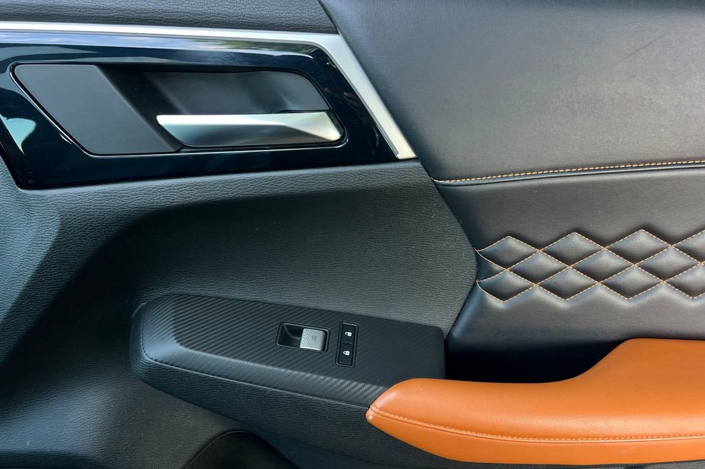 Used 2022 Mitsubishi Outlander SEL image 22