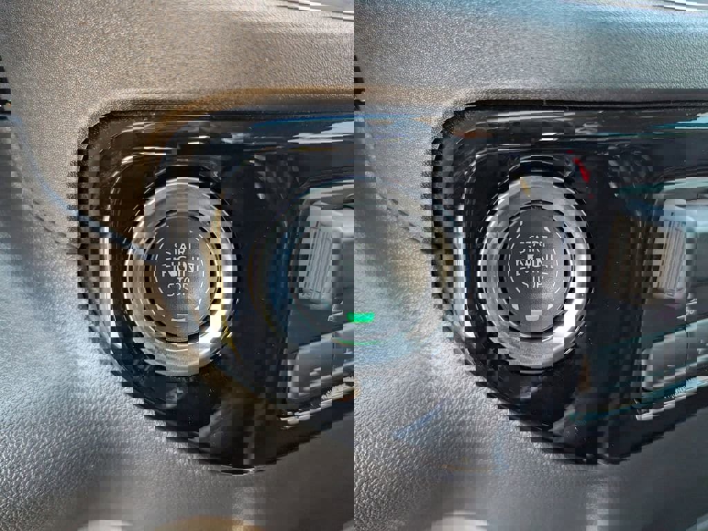 Certified 2025 Chevrolet Silverado 1500 LT Trail Boss w/ Convenience Package II image 20