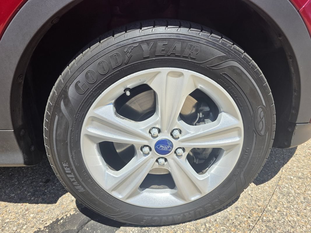 Used 2013 Ford Escape SE AWD/4WD image 38