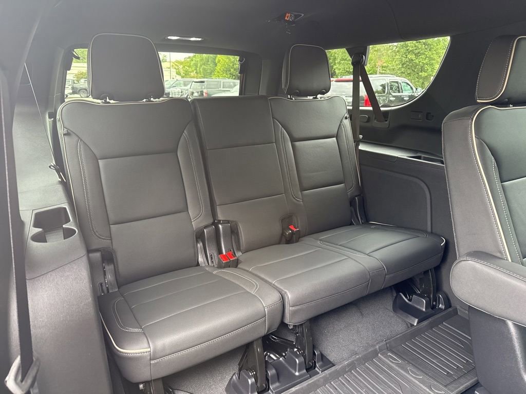 New 2026 GMC Yukon XL Elevation w/ LPO, Floor Liner Package image 13