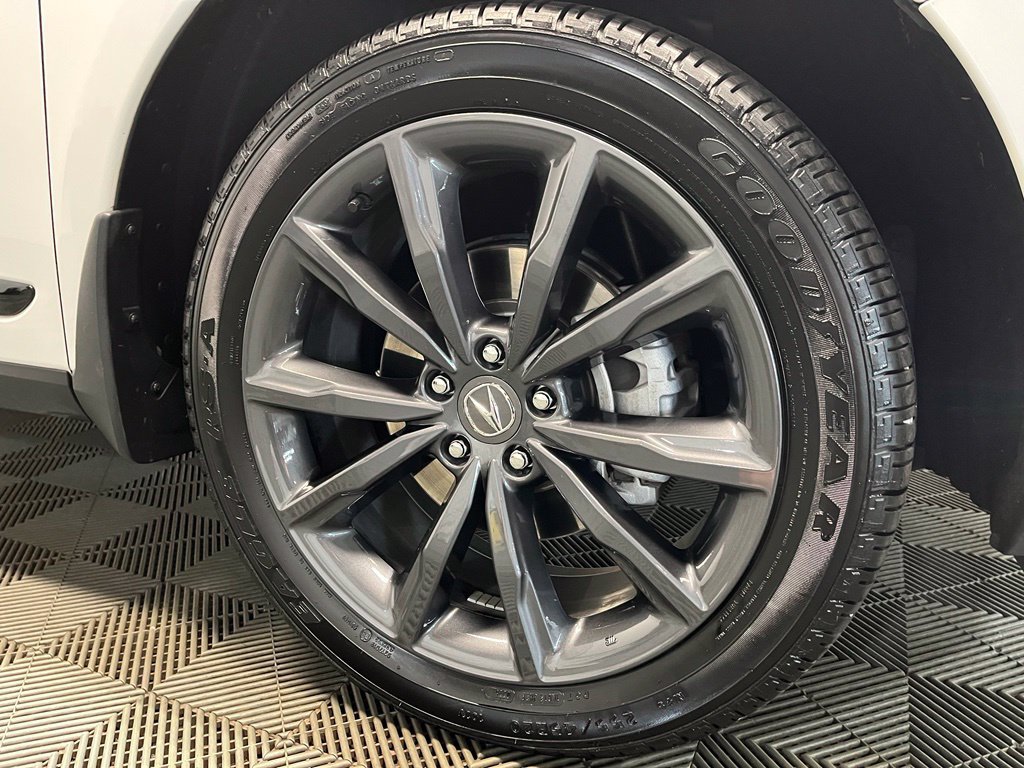 Certified 2025 Acura RDX w/ Advance Package AWD/4WD image 3
