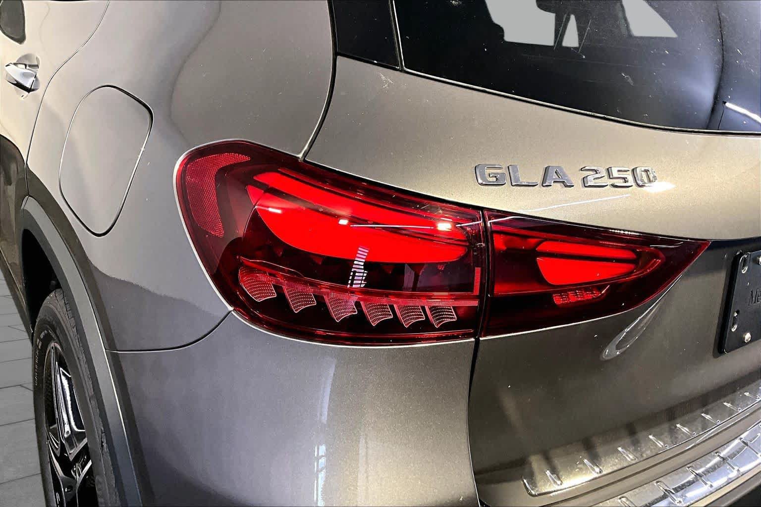 New 2026 Mercedes-Benz GLA 250 4MATIC image 5