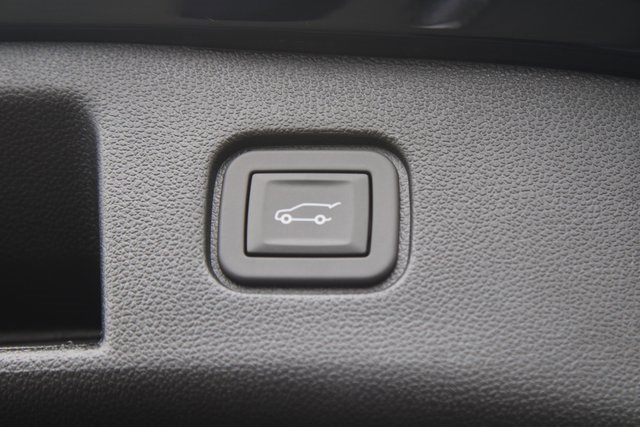 New 2025 Chevrolet Blazer EV RS image 12