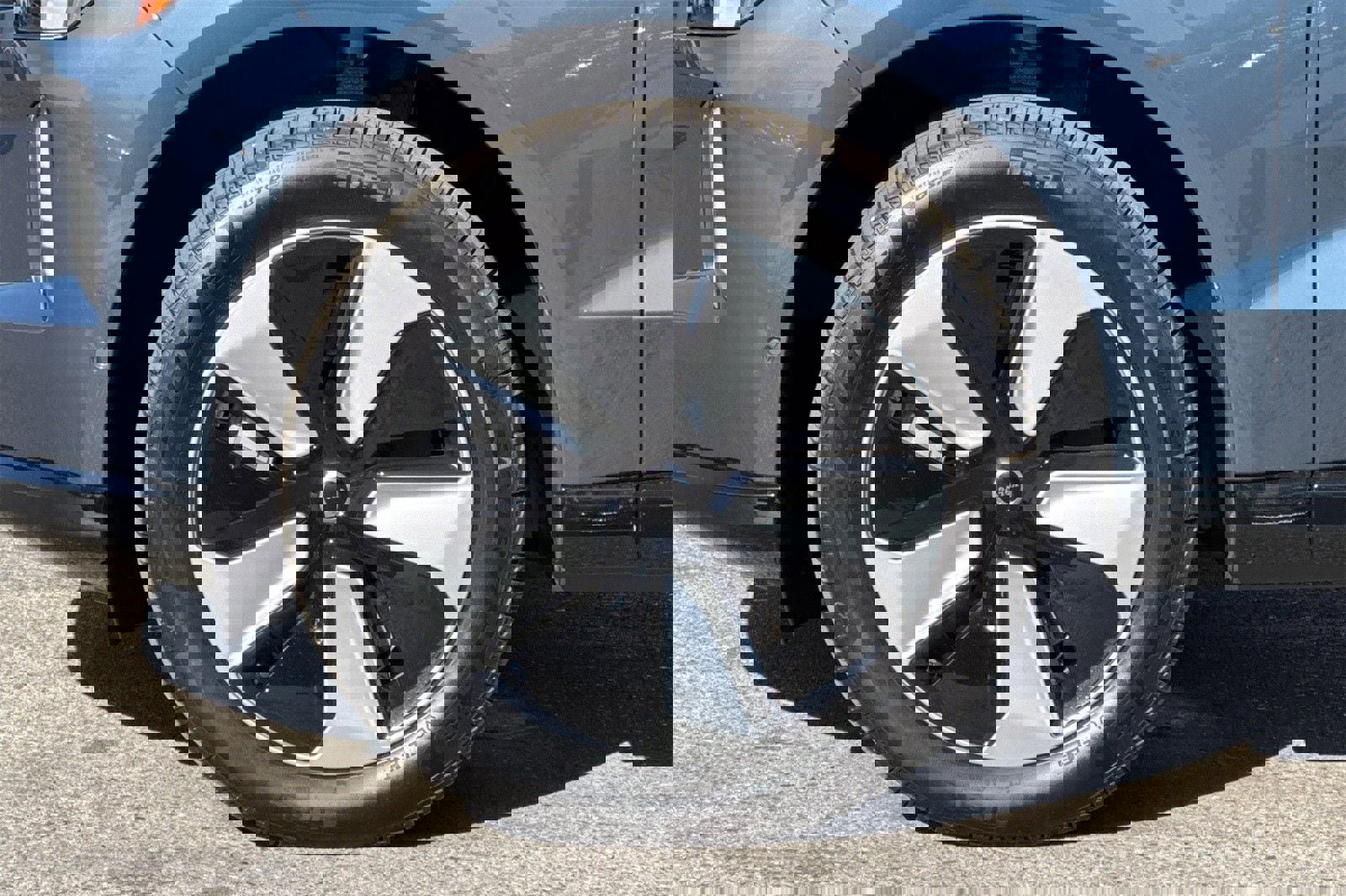 New 2025 Volvo EX90 Plus image 26