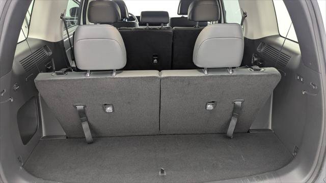 Used 2026 Hyundai Santa Fe SEL FWD image 18