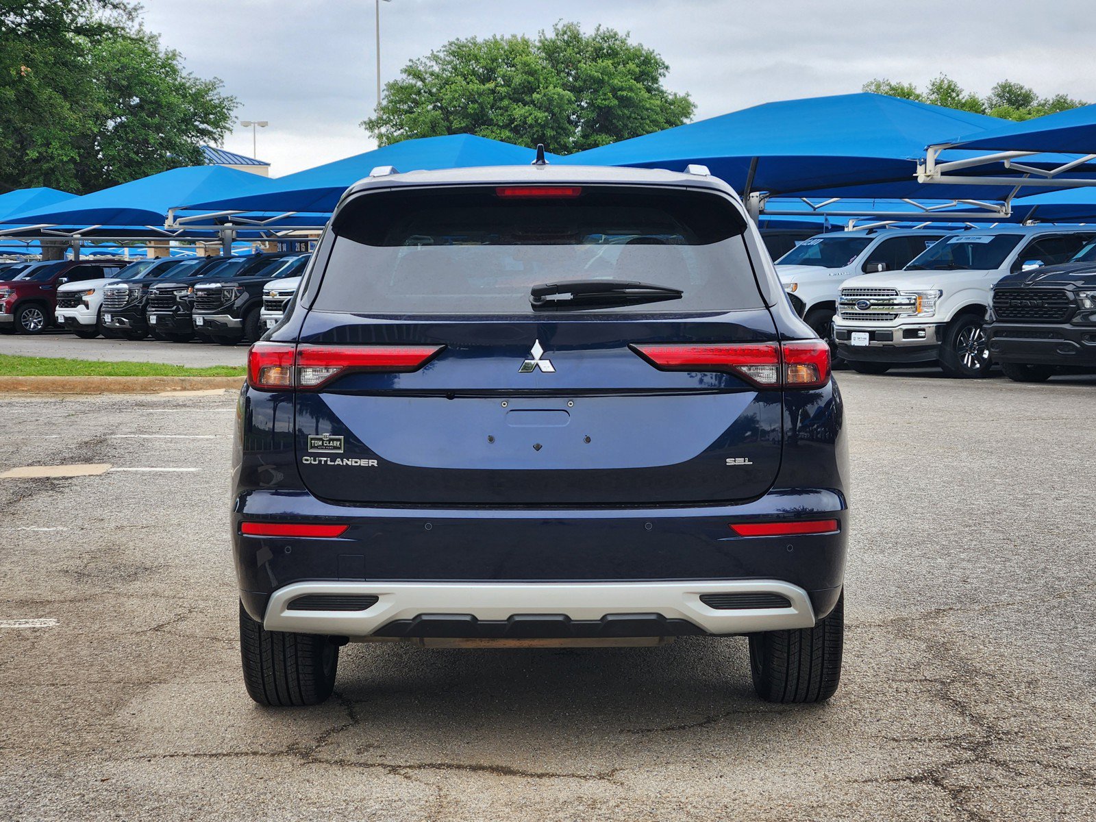 Used 2024 Mitsubishi Outlander SEL Black Edition FWD image 31