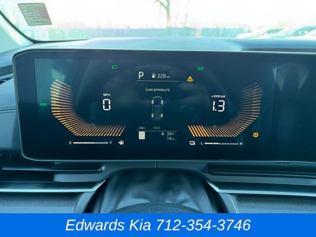 New 2026 Kia Carnival EX image 24