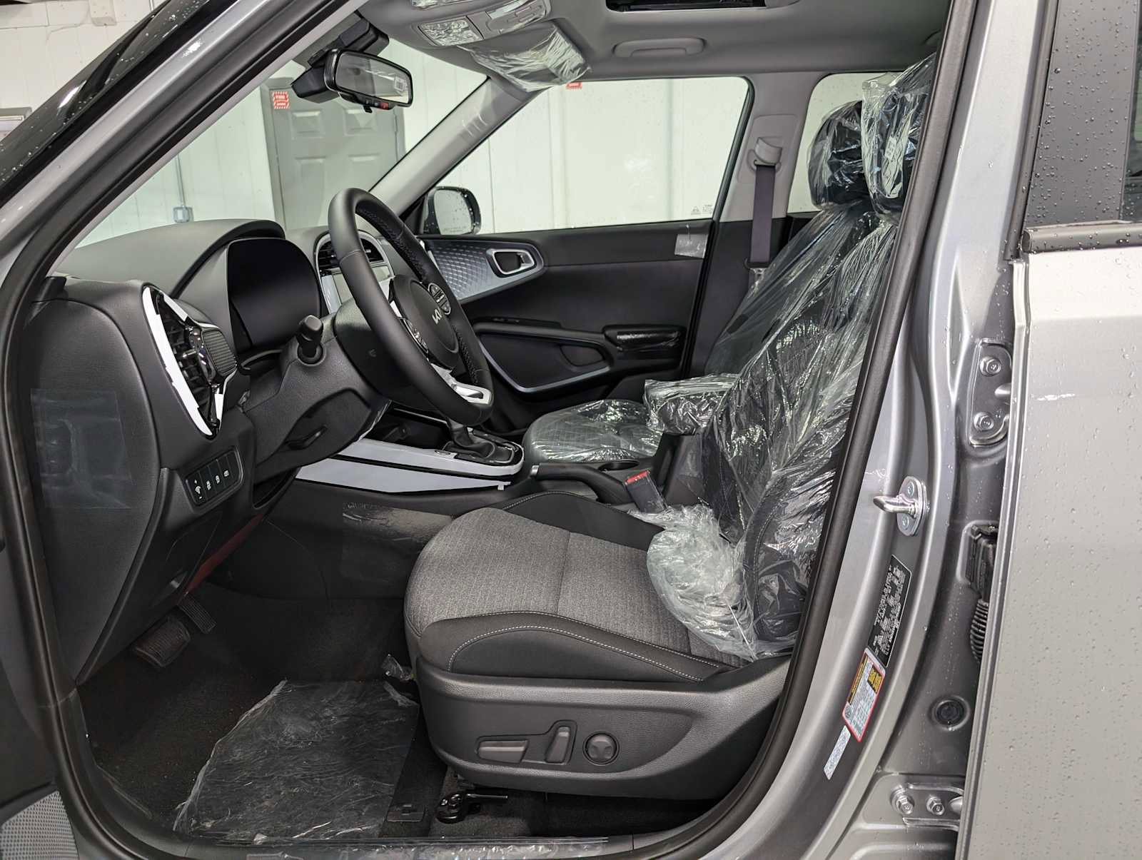 New 2025 Kia Soul EX image 4