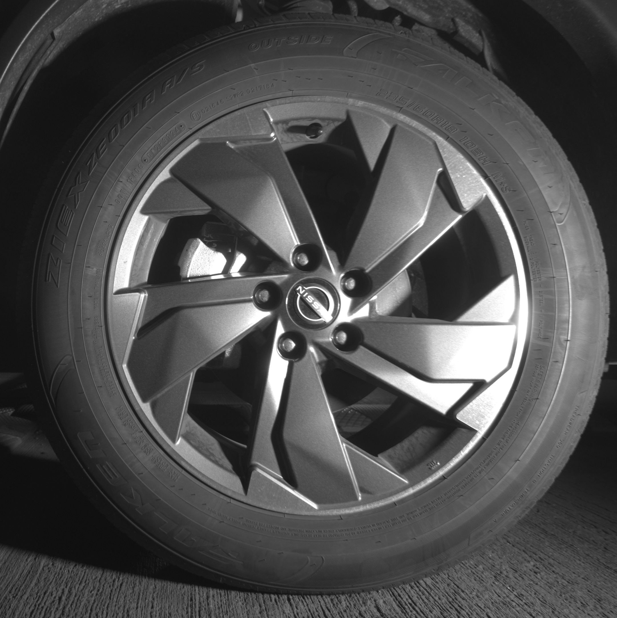 Used 2025 Nissan Rogue SV image 12