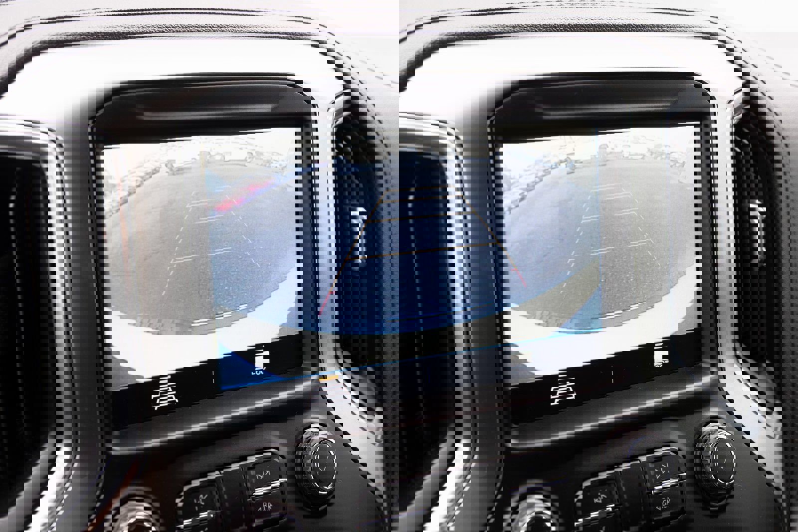 Used 2021 Chevrolet Silverado 2500 LT w/ Snow Plow Prep/Camper Package image 3