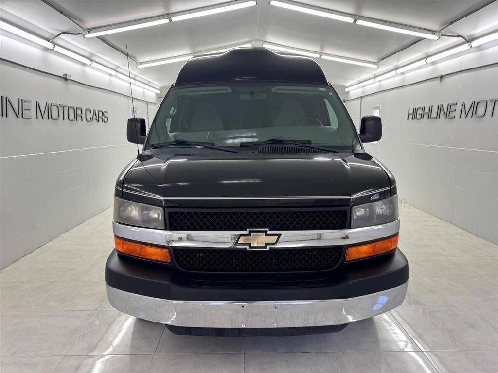 Used 2014 Chevrolet Express 2500 LT w/ LT Preferred Equipment Group RWD image 2
