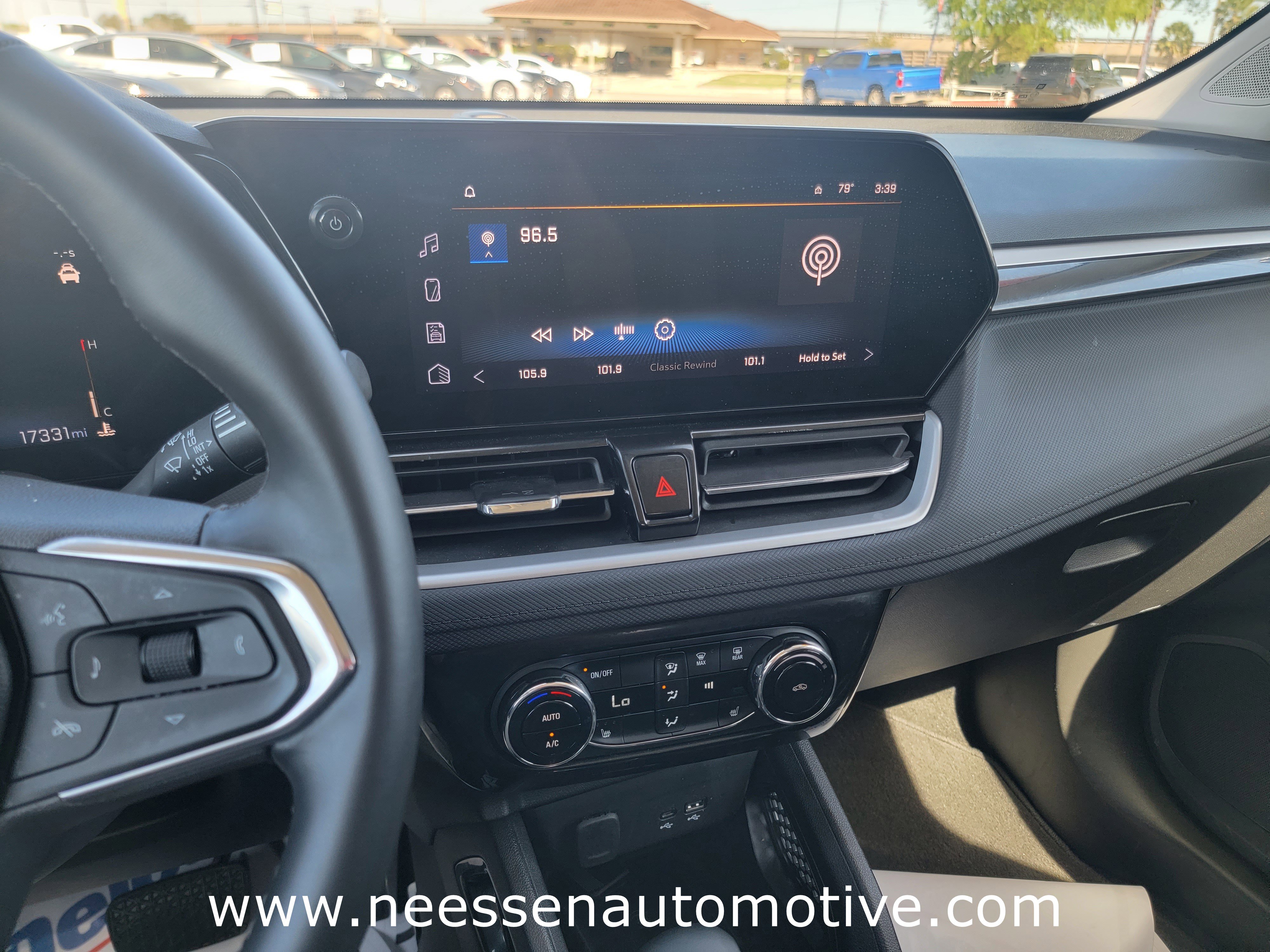 Used 2026 Chevrolet TrailBlazer LT w/ Convenience Package image 23