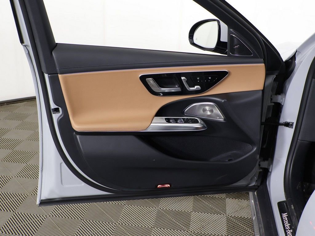 Used 2025 Mercedes-Benz E 450 4MATIC All-Terrain Wagon image 25