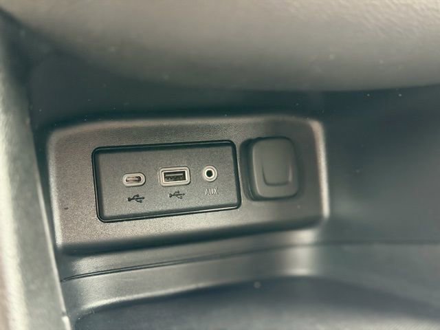 Certified 2024 Chevrolet Equinox LT w/ LPO, Floor Liner Package image 16