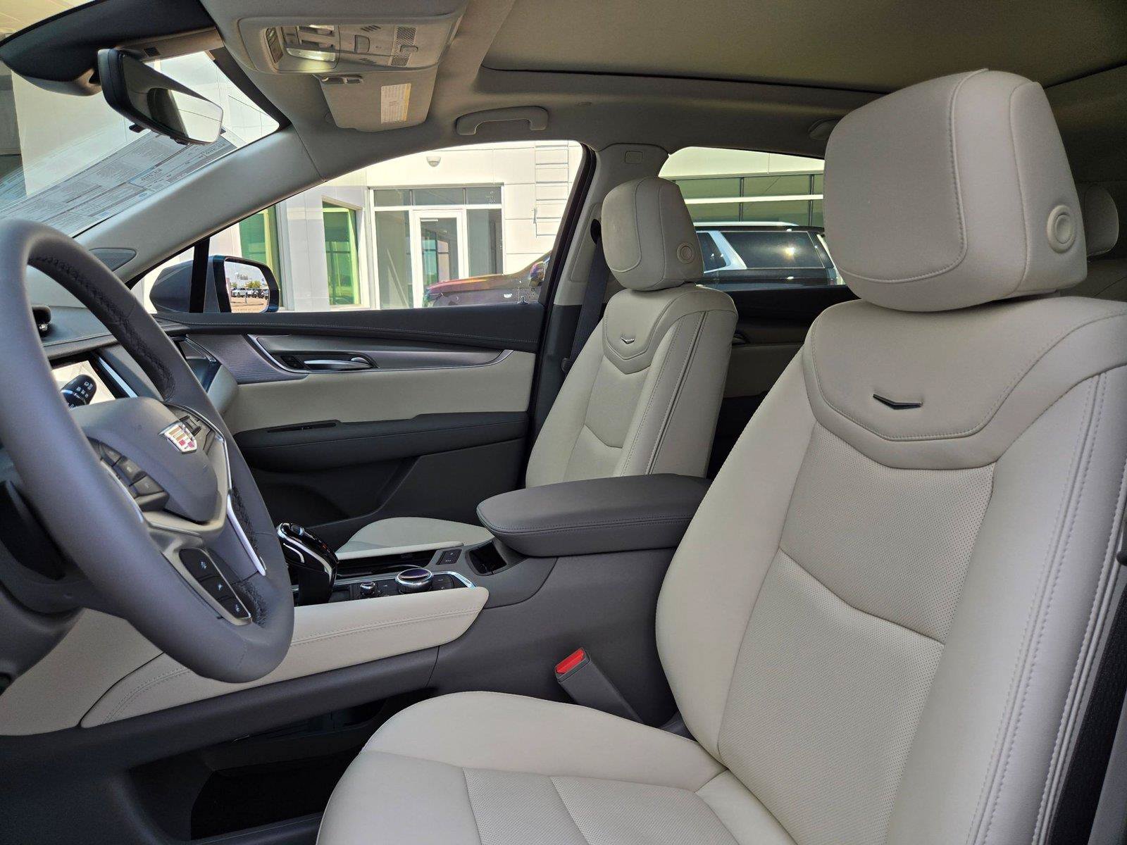 New 2026 Cadillac XT5 Premium Luxury w/ Driver Assist Package FWD image 27