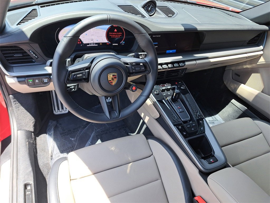 Certified 2025 Porsche 911 Carrera image 4