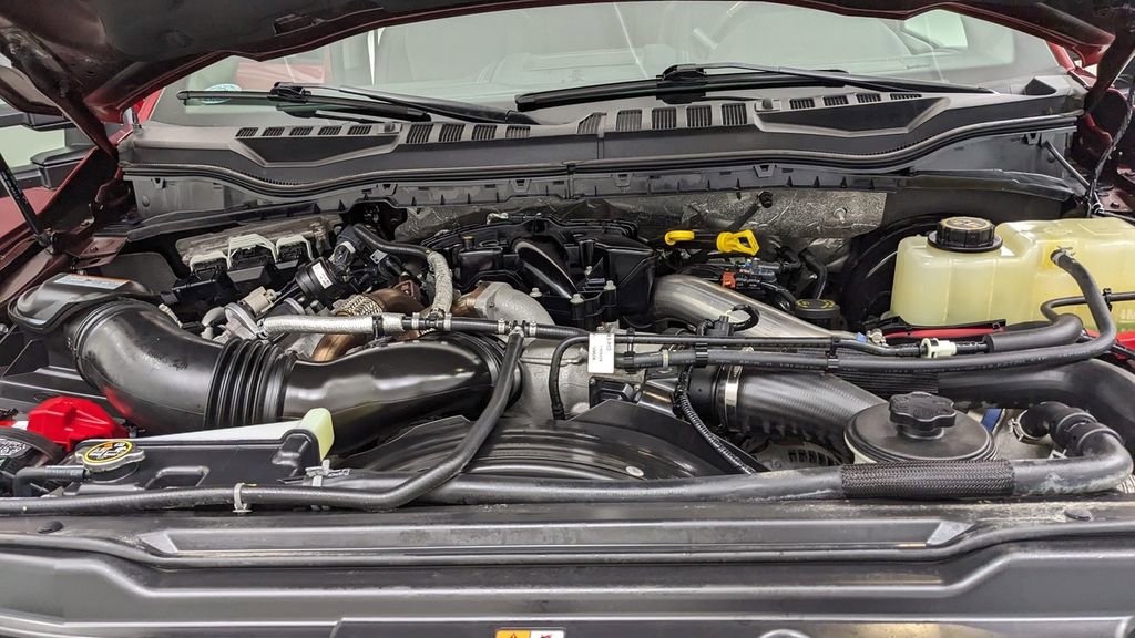 Used 2019 Ford F250 Lariat w/ Lariat Ultimate Package AWD/4WD image 46