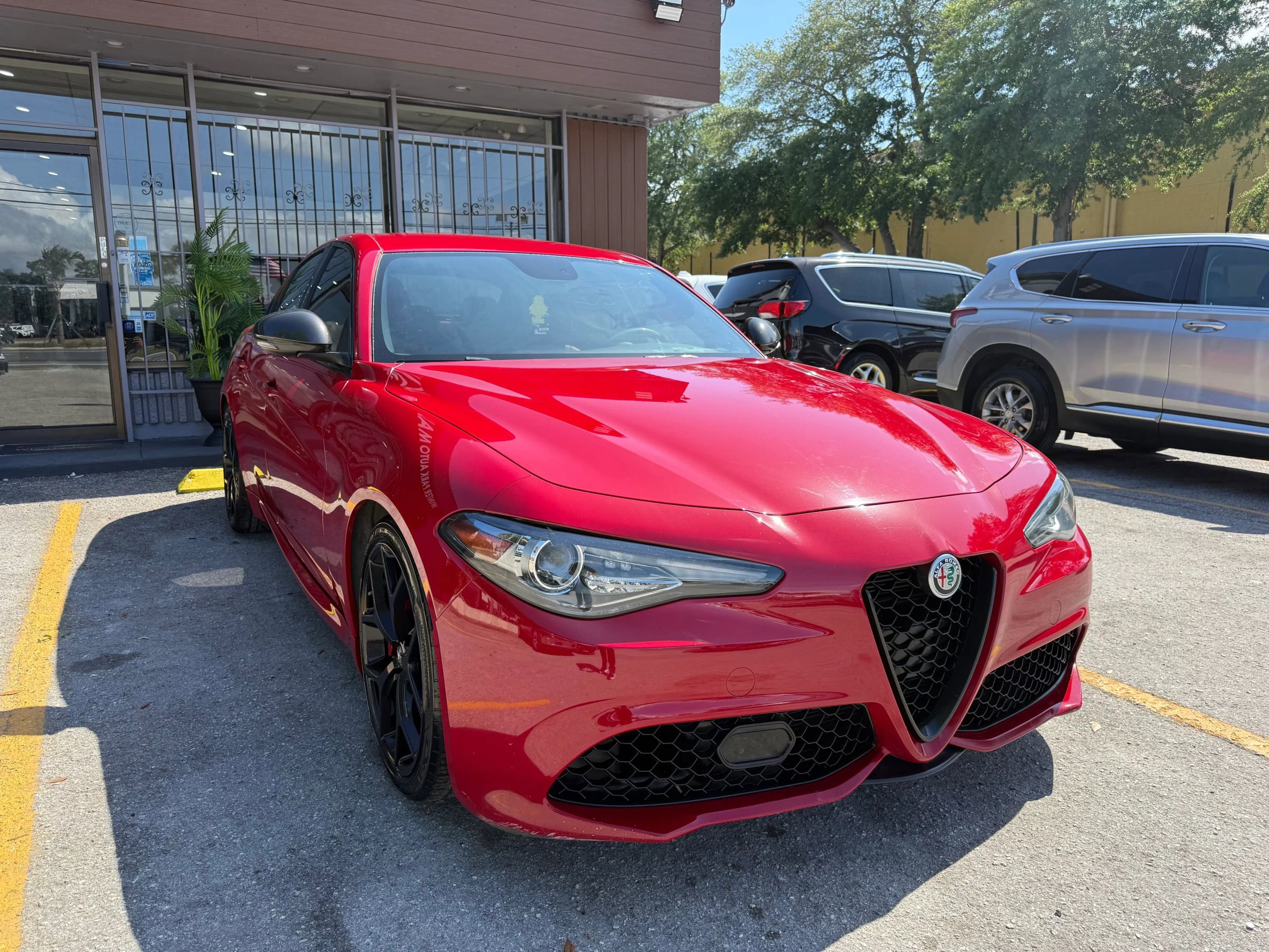 Used 2019 Alfa Romeo Giulia w/ Quick Order Package 22K Sport RWD image 3