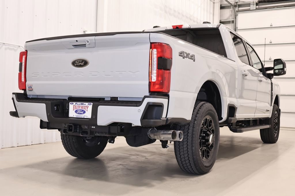 New 2026 Ford F350 Lariat w/ Black Appearance Package image 9