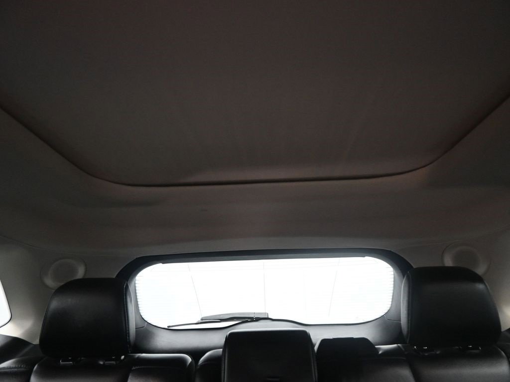 Used 2020 Ford Edge Titanium image 9