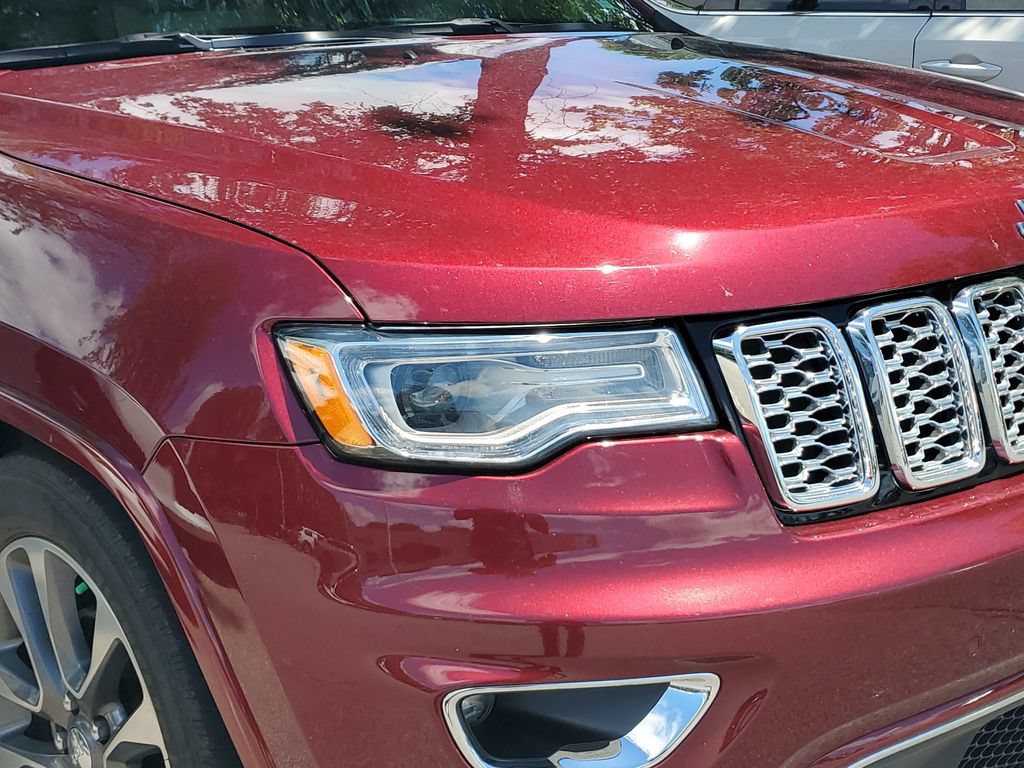 Used 2017 Jeep Grand Cherokee Overland w/ Jeep Active Safety Group AWD/4WD image 4