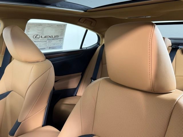 New 2025 Lexus ES 350 w/ Premium Package image 15