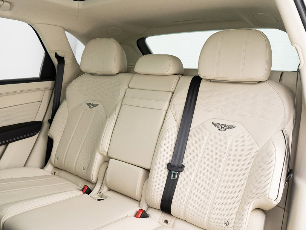 Certified 2023 Bentley Bentayga Extended Wheelbase AWD/4WD image 25