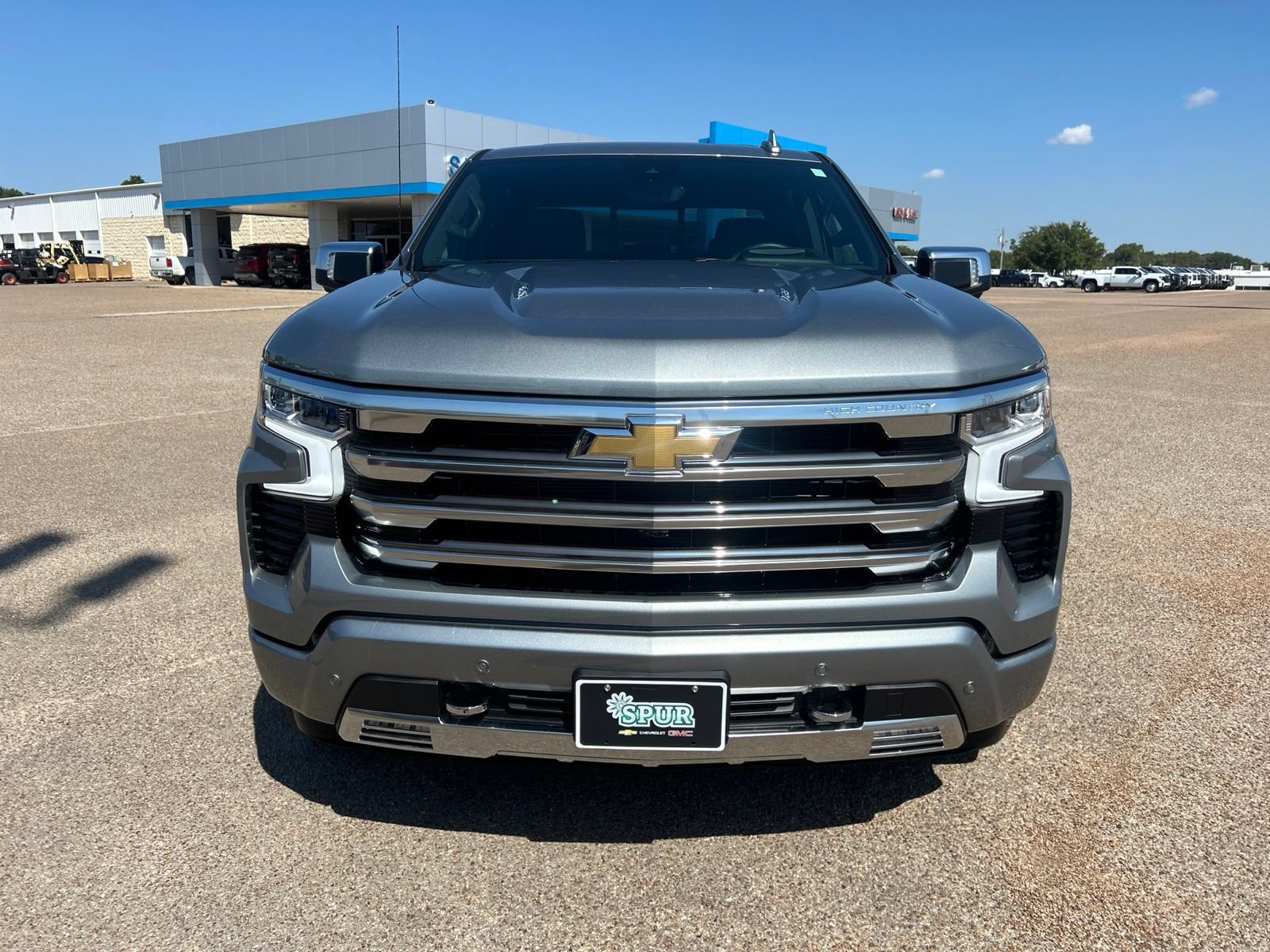 Used 2026 Chevrolet Silverado 1500 High Country AWD/4WD image 8