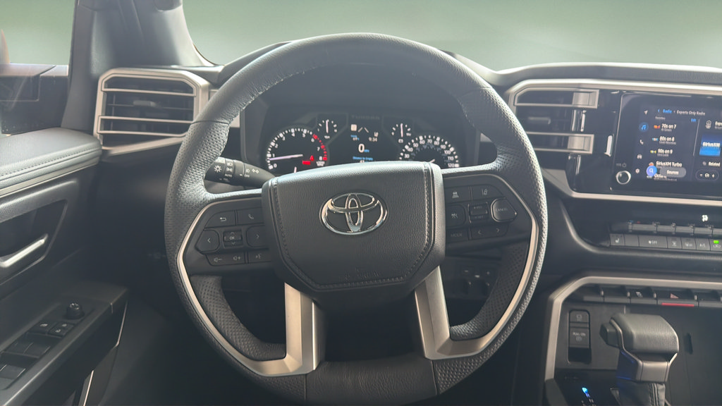 Used 2026 Toyota Tundra SR5 w/ SR5 Premium Package AWD/4WD image 9