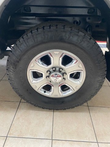 Used 2018 RAM 2500 Laramie w/ Convenience Group image 30