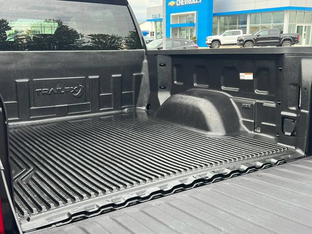 Used 2026 Chevrolet Silverado 1500 LT AWD/4WD image 9