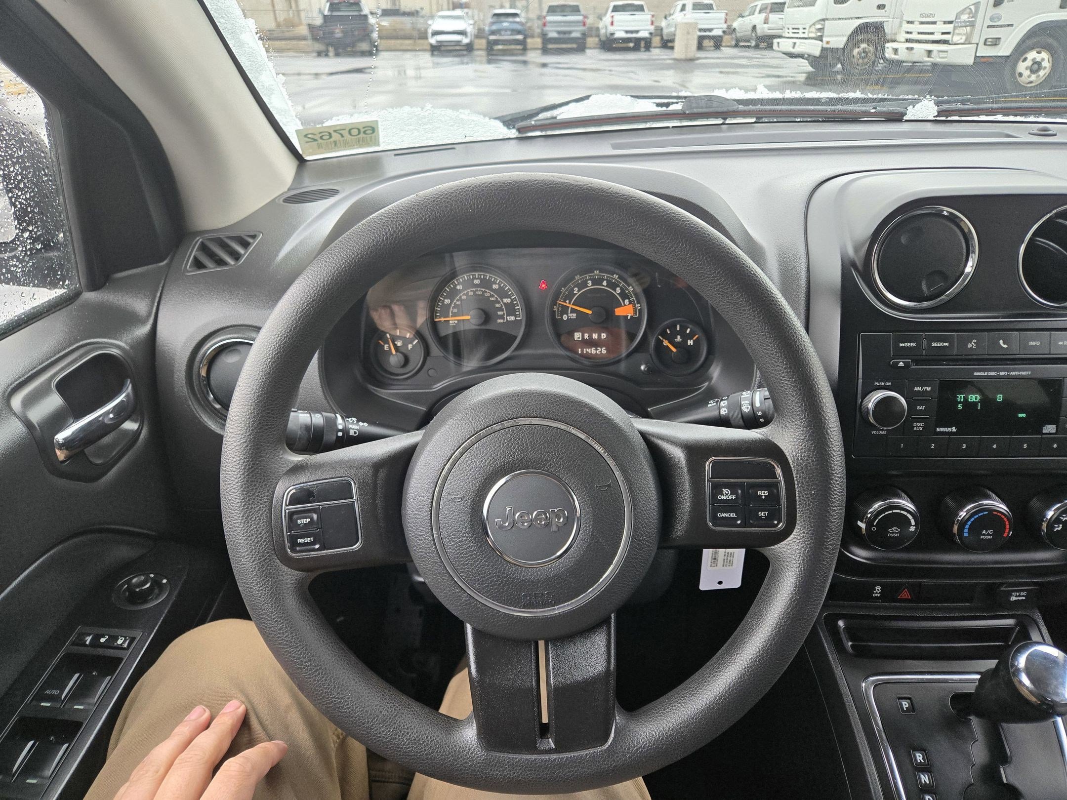 Used 2018 Jeep Compass Latitude w/ Popular Equipment Group image 12