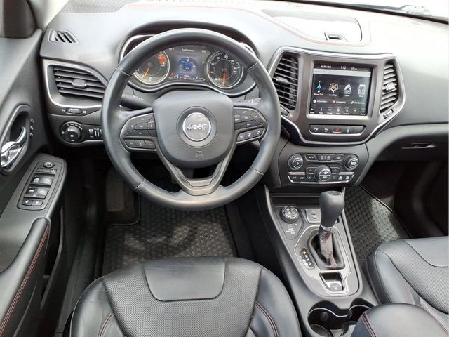 Used 2019 Jeep Cherokee Trailhawk image 15