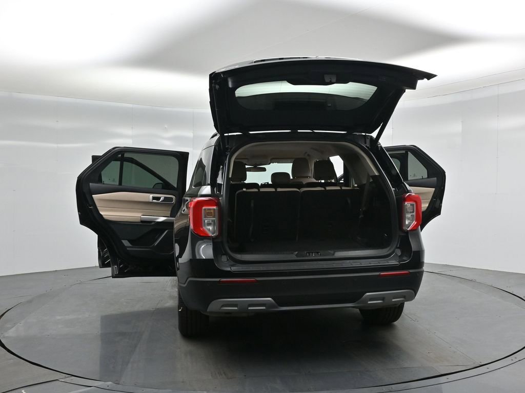 Used 2024 Ford Explorer XLT w/ Equipment Group 202A image 33