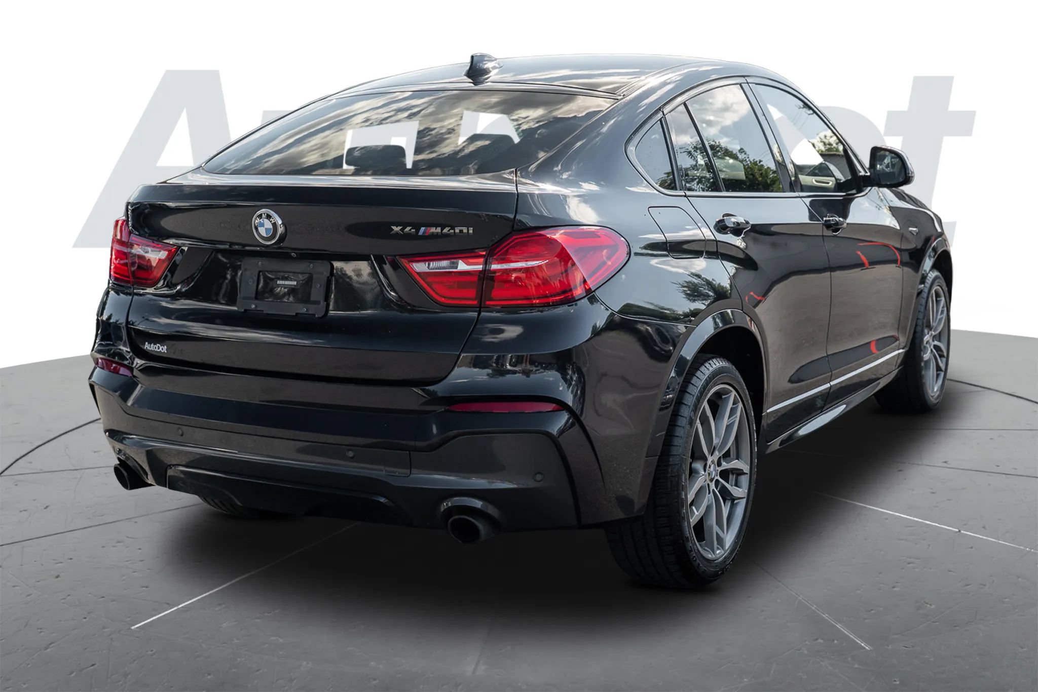 Used 2018 BMW X4 M40i AWD/4WD image 3