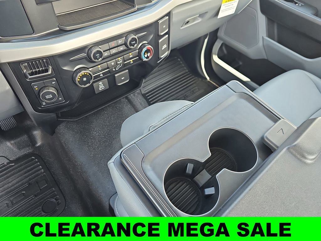New 2025 Ford F250 XL w/ FX4 Off-Road Package image 22
