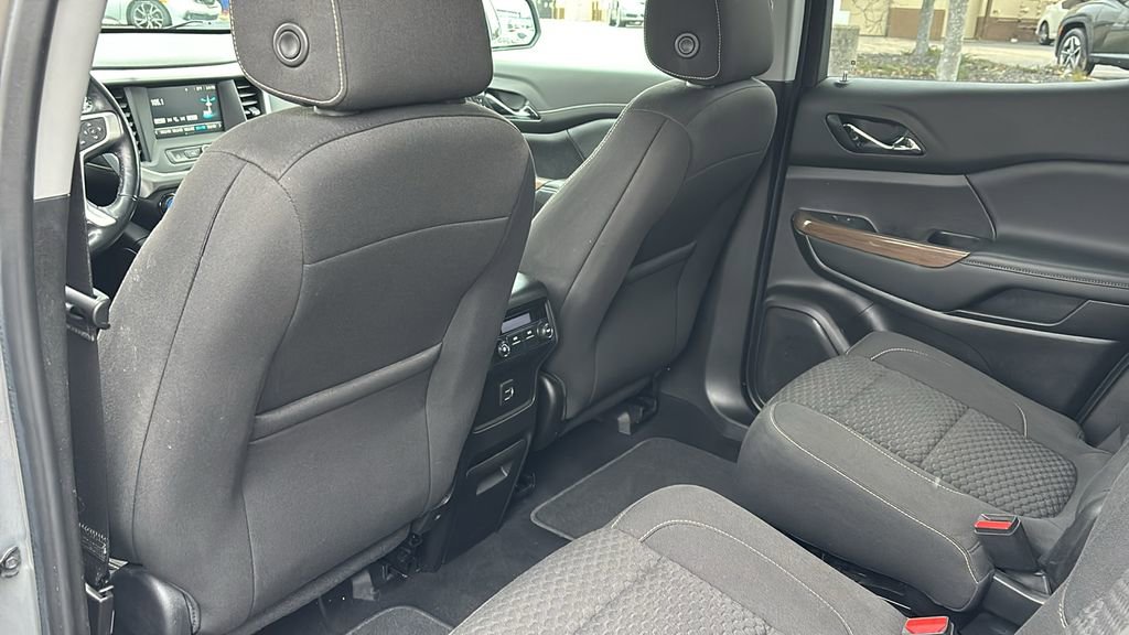 Used 2019 GMC Acadia SLE w/ Driver Alert Package I image 31