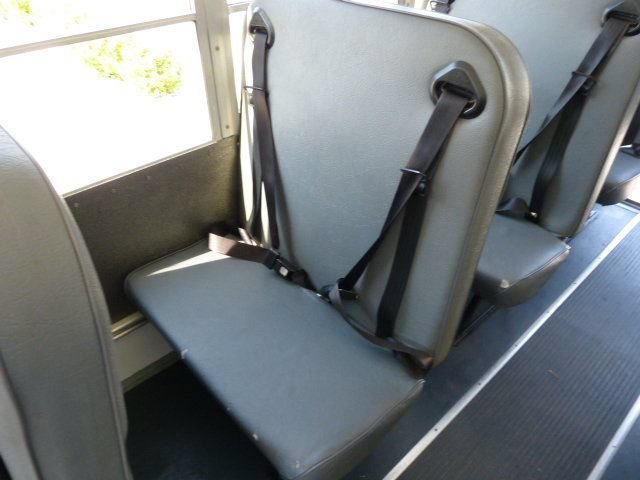 Used 2007 Chevrolet Express 3500 w/ School Bus Package RWD image 26