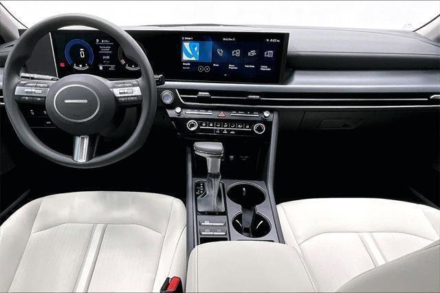 New 2025 Hyundai Sonata SE image 15