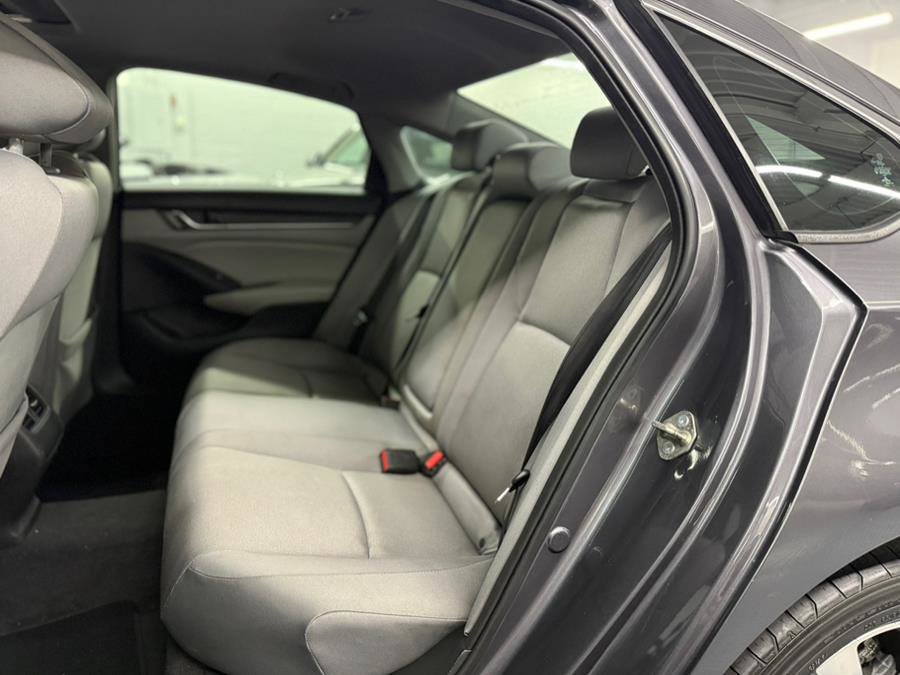 Used 2020 Honda Accord EX image 33