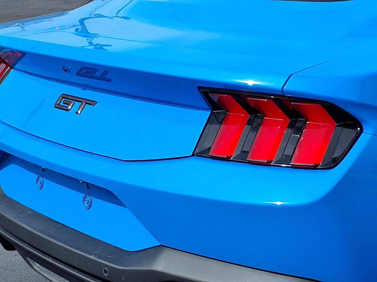 Used 2025 Ford Mustang GT Premium RWD image 24