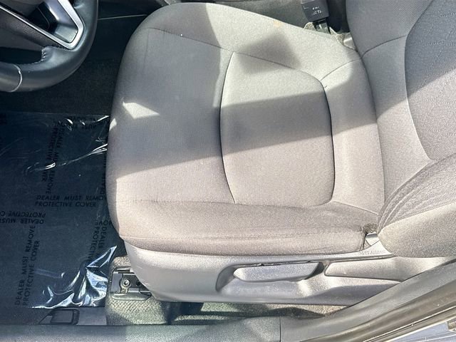 Used 2024 Toyota Corolla Cross LE image 19