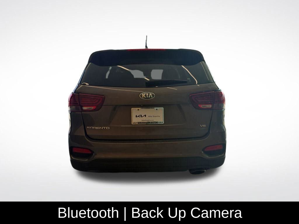 Used 2019 Kia Sorento LX image 4
