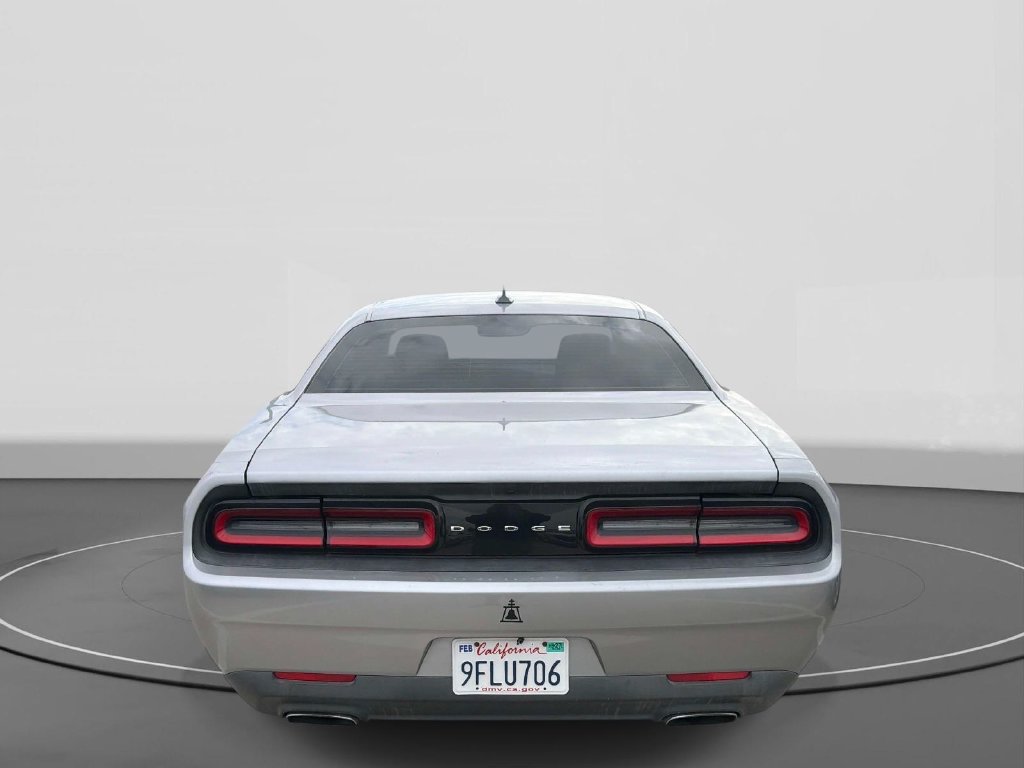Used 2015 Dodge Challenger SXT w/ Sound Group RWD image 5
