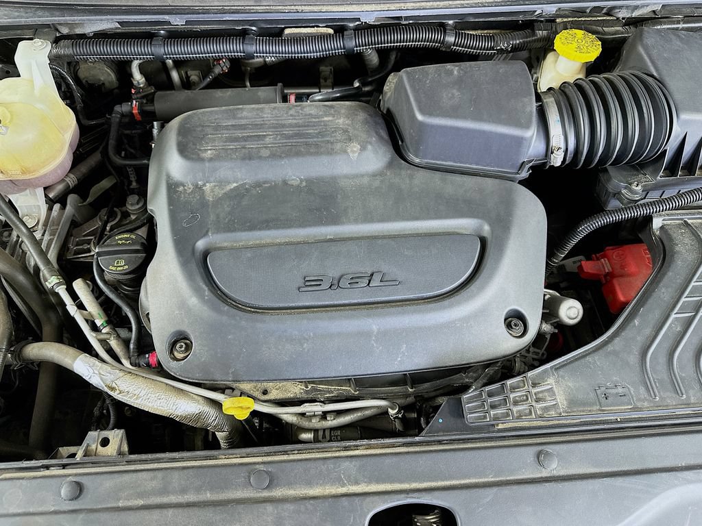 Used 2019 Chrysler Pacifica Limited FWD image 40