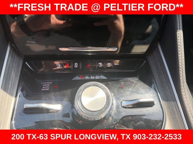 Used 2024 Jeep Wagoneer Series III image 24